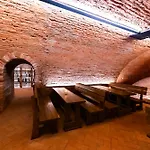 Pensión Husí Plácek S Vinným Sklepem A Terasou